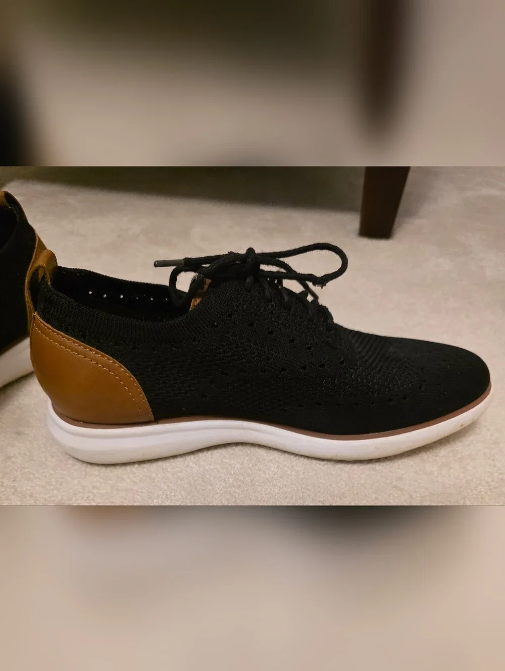 G.H. Bass & Co. Men's - 9.5 Black Knit Casual Dress Shoe Tan Heel & Tongue